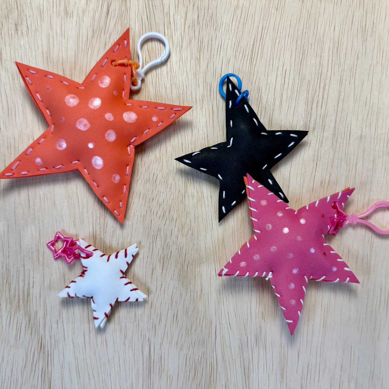 Kids Club: Plush Star Keychains